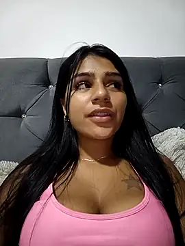AnnRosse18 online show from January 3, 2025, 3:16 am
