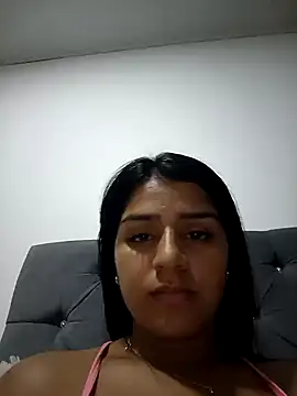 AnnRosse18 online show from January 3, 2025, 6:57 pm