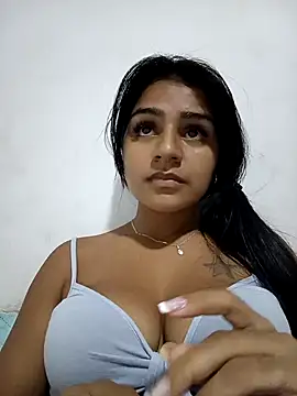 AnnRosse18 online show from January 10, 2025, 10:25 pm