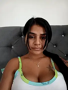 AnnRosse18 online show from February 8, 2025, 3:53 pm