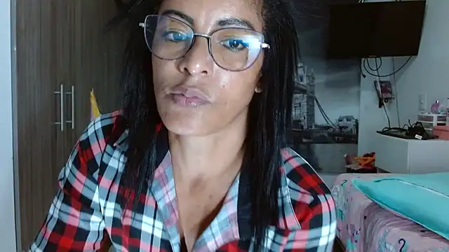 kateleyagrey online show from January 18, 2025, 5:10 am