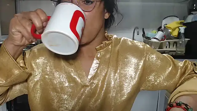 kateleyagrey online show from January 14, 2026, 8:03 pm