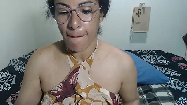 kateleyagrey online show from May 17, 2026, 10:44 am