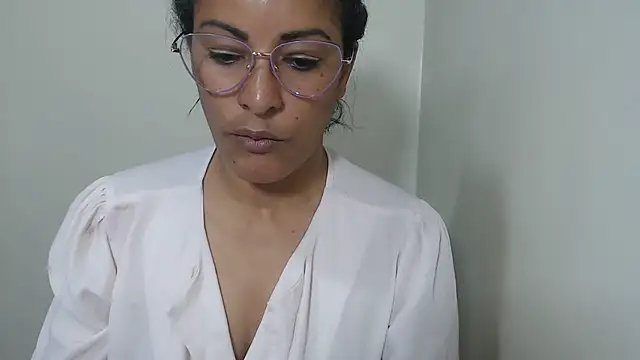 Snapshot of kateleyagrey chatting on July 15, 2026, 7:19 pm kateleyagrey online show from July 15, 2026, 7:19 pm
