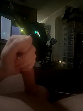 whitestroker online show from November 20, 2025, 7:02 pm