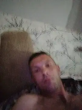liderek83 online show from June 21, 2026, 1:30 am