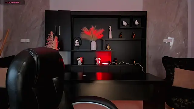 Snapshot of RoseFerrera chatting on March 2, 2025, 11:50 am RoseFerrera online show from March 2, 2025, 11:50 am