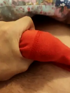 PepeCharlie27 online show from April 5, 2026, 6:32 am