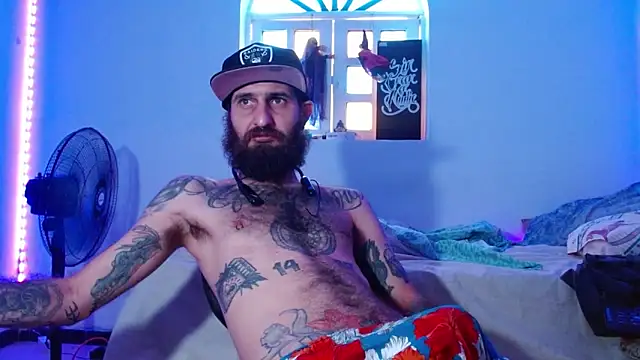 Tatted21xxx online show from October 26, 2025, 2:23 pm