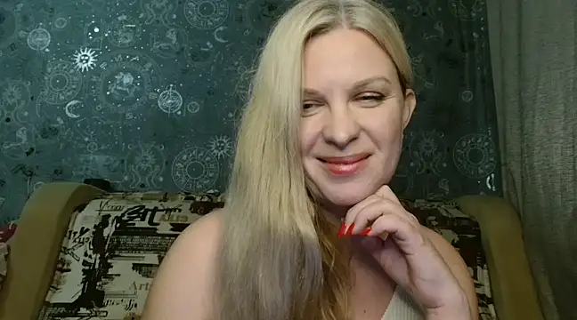 BlondeFox online show from December 17, 2024, 11:39 am