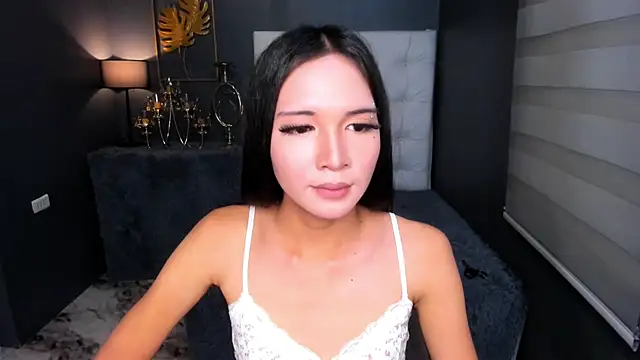 ErinSmith7inches TS online show from February 12, 2026, 10:10 am