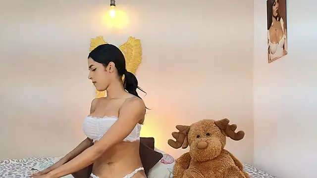 salome Collins 1 online show from September 21, 2025, 11:06 pm