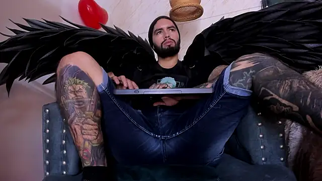 Snapshot of matteosantos chatting on February 14, 2025, 2:54 pm matteosantos online show from February 14, 2025, 2:54 pm