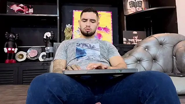 Snapshot of matteosantos chatting on September 10, 2025, 11:43 am matteosantos online show from September 10, 2025, 11:43 am