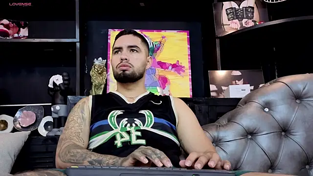 Snapshot of matteosantos chatting on September 12, 2025, 11:21 am matteosantos online show from September 12, 2025, 11:21 am