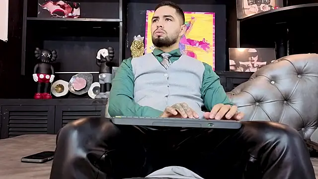 Snapshot of matteosantos chatting on September 16, 2025, 11:33 am matteosantos online show from September 16, 2025, 11:33 am