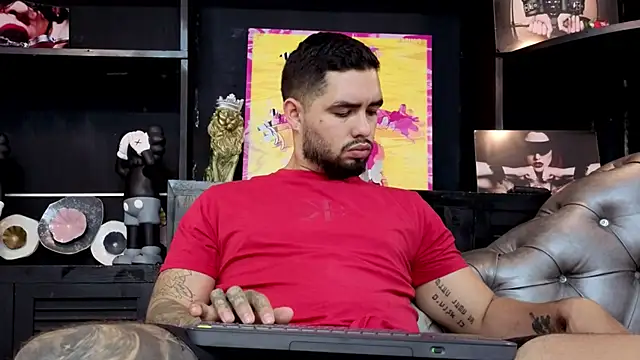 Snapshot of matteosantos chatting on September 17, 2025, 11:45 am matteosantos online show from September 17, 2025, 11:45 am