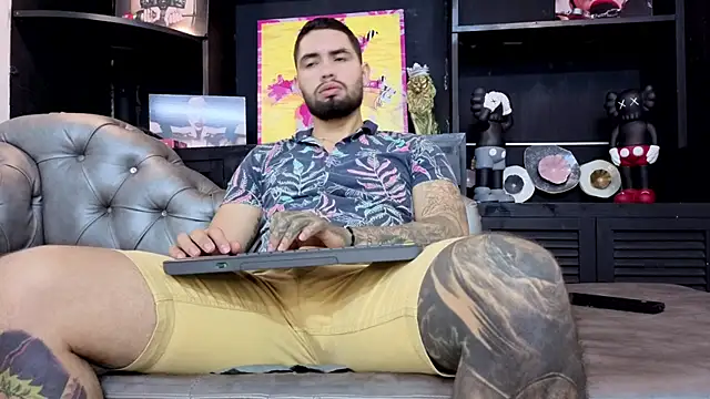 Snapshot of matteosantos chatting on September 22, 2025, 12:29 pm matteosantos online show from September 22, 2025, 12:29 pm