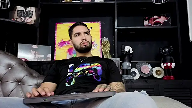 Snapshot of matteosantos chatting on September 26, 2025, 11:36 am matteosantos online show from September 26, 2025, 11:36 am