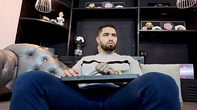 matteosantos online show from March 5, 2026, 11:39 am