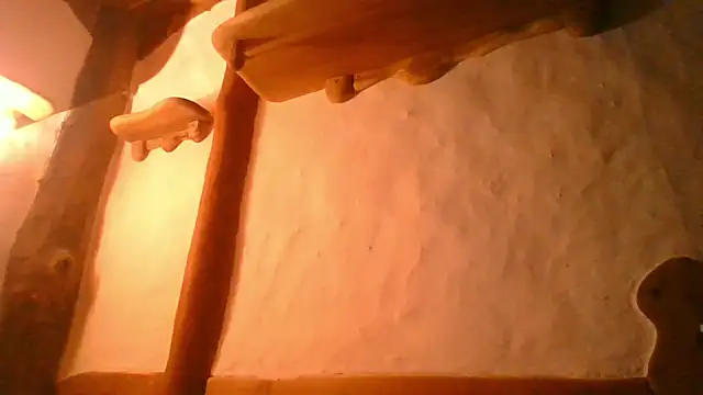 fulloferotic online show from March 28, 2026, 1:05 am