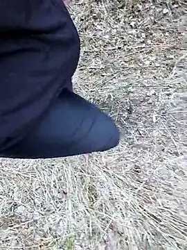 Papiercedbisex online show from April 20, 2026, 6:27 am