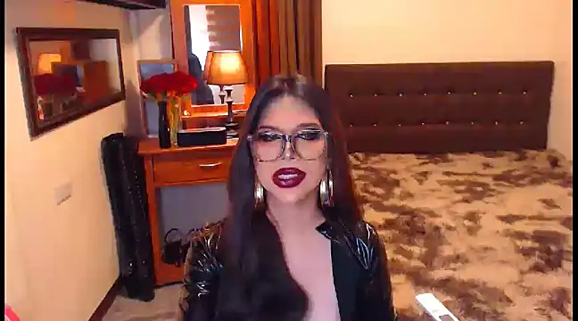 EXTREMELYDOM online show from January 12, 2025, 12:55 pm