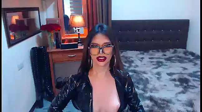 EXTREMELYDOM online show from January 22, 2025, 11:45 am