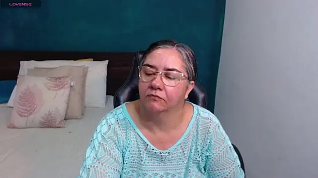 scaelettdubois online show from February 13, 2026, 3:13 am