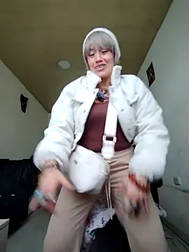 sexymarilyncolombia online show from April 17, 2026, 12:08 pm