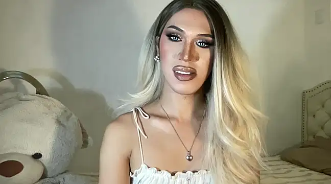 Ts glamxxxx online show from February 15, 2025, 3:42 am