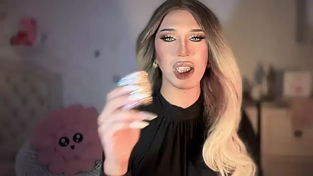 Ts glamxxxx online show from September 19, 2025, 2:02 am