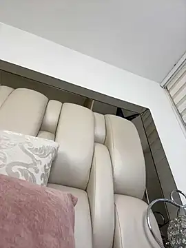 ALISSON FOXXX1 online show from November 1, 2025, 4:53 pm