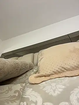 ALISSON FOXXX1 online show from February 25, 2026, 12:53 am