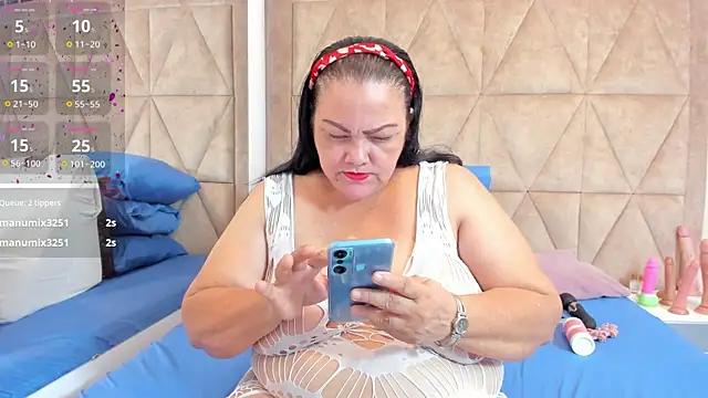 mommy cute online show from January 27, 2025, 2:20 am