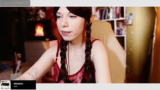 Snapshot of freya_sunny chatting on March 19, 2025, 5:30 am freya sunny online show from March 19, 2025, 5:30 am