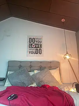 vaness weet online show from January 17, 2025, 10:45 pm