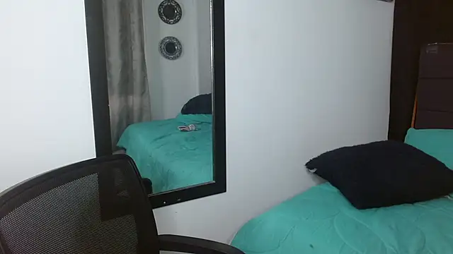 vaness weet online show from April 6, 2026, 5:03 pm