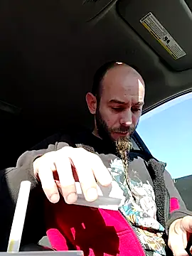 JohnnyFaster online show from October 26, 2025, 2:12 pm