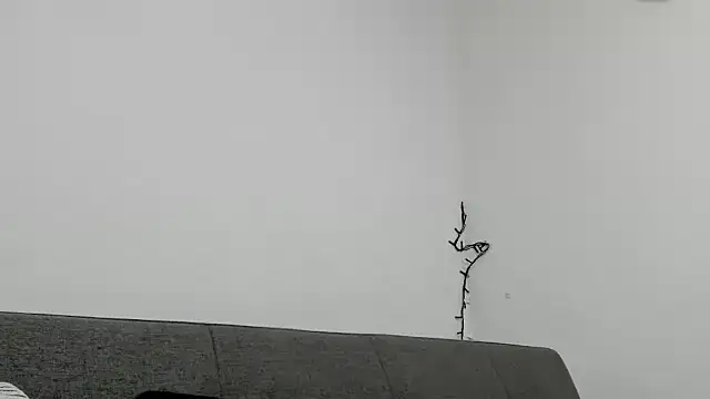 tuyo1995 online show from February 18, 2025, 2:59 am