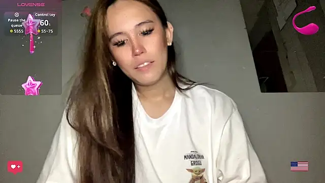 Snapshot of MeganTheRarest chatting on June 27, 2026, 4:39 am MeganTheRarest online show from June 27, 2026, 4:39 am