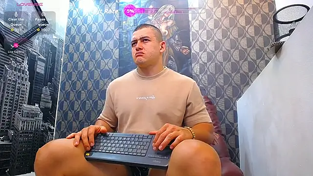 Leonsmoron online show from April 17, 2026, 3:09 am