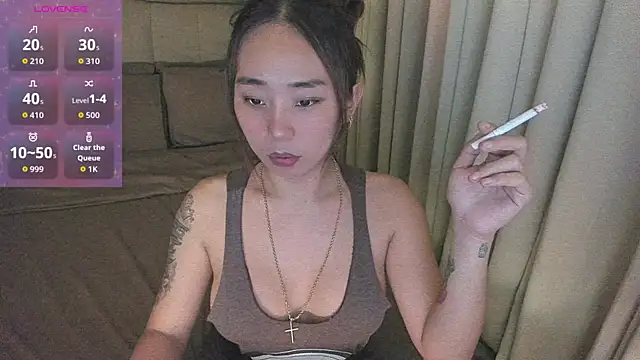 MissAyaCollins online show from November 4, 2025, 4:55 am