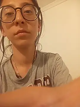 HEAVY MEGAN online show from December 4, 2024, 6:00 am