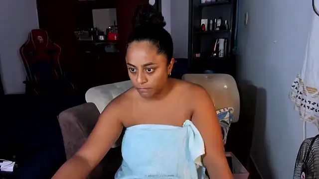 BellaKarla online show from July 29, 2026, 11:14 pm