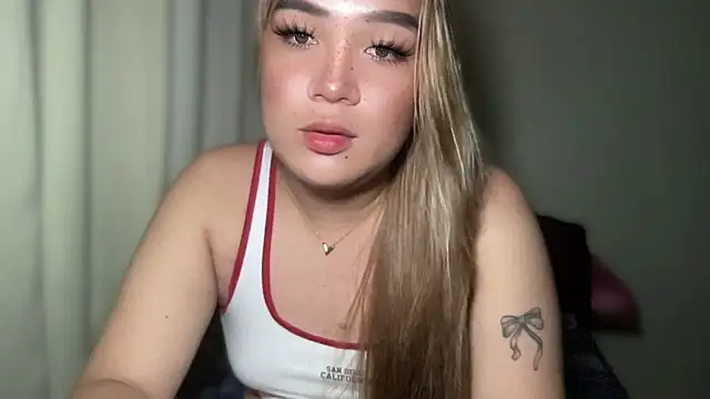 MissCataleyaxxx online show from February 19, 2025, 12:03 am