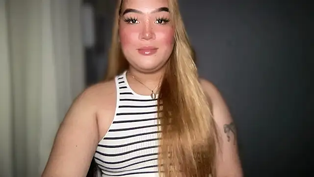 MissCataleyaxxx online show from November 3, 2025, 12:57 am