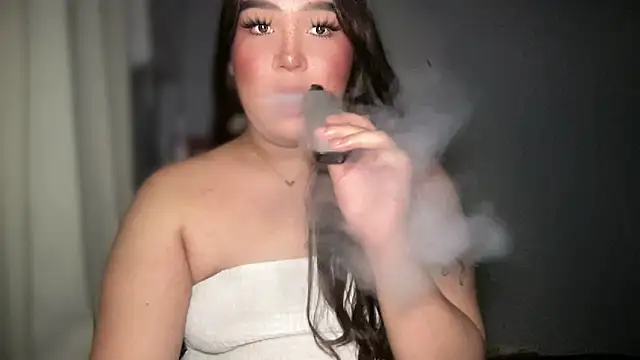 MissCataleyaxxx online show from December 3, 2025, 4:42 am