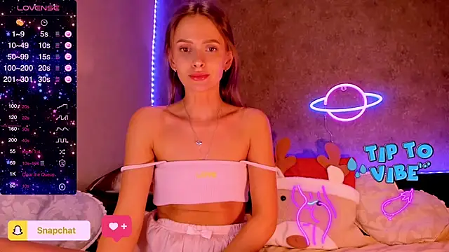 Snapshot of madina_taher chatting on January 15, 2025, 12:36 pm madina taher online show from January 15, 2025, 12:36 pm