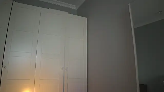 Snapshot of -JuicyMolly- chatting on May 12, 2026, 3:42 pm -JuicyMolly- online show from May 12, 2026, 3:42 pm